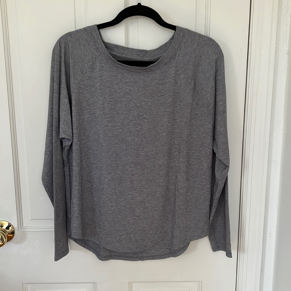 ATHLETA long sleeve top gray medium